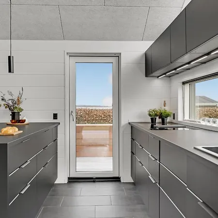 2 Bedroom Cozy In Casa vacanze *