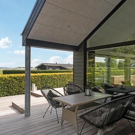 2 Bedroom Cozy In * Juelsminde (Hedensted)