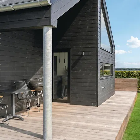 In Juelsminde With House Sea View Holiday home